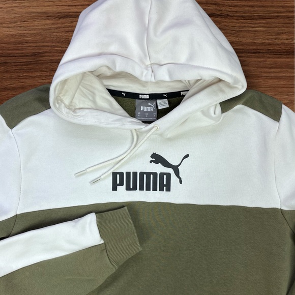 Puma Other - Puma Green and White Pullover Hoodie. Size Medium